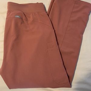 Figs Kade Cargo Scrub Pants Like New Mauve!